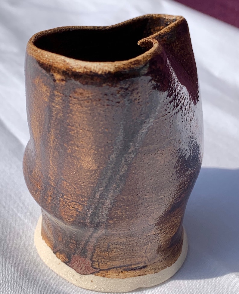 Rostbraune Vase, Kanne, Topf oder Ornament Bild 1