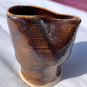 Rostbraune Vase, Kanne, Topf oder Ornament Bild 2