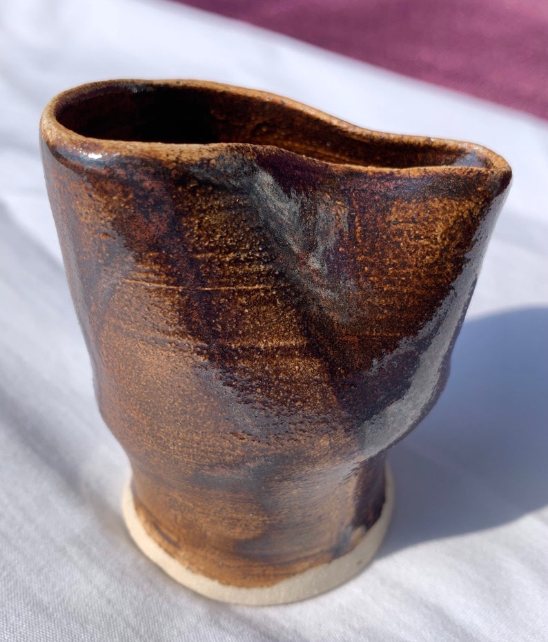 Rostbraune Vase, Kanne, Topf oder Ornament Bild 2
