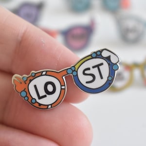 Nemo and Dory Glasses Pin