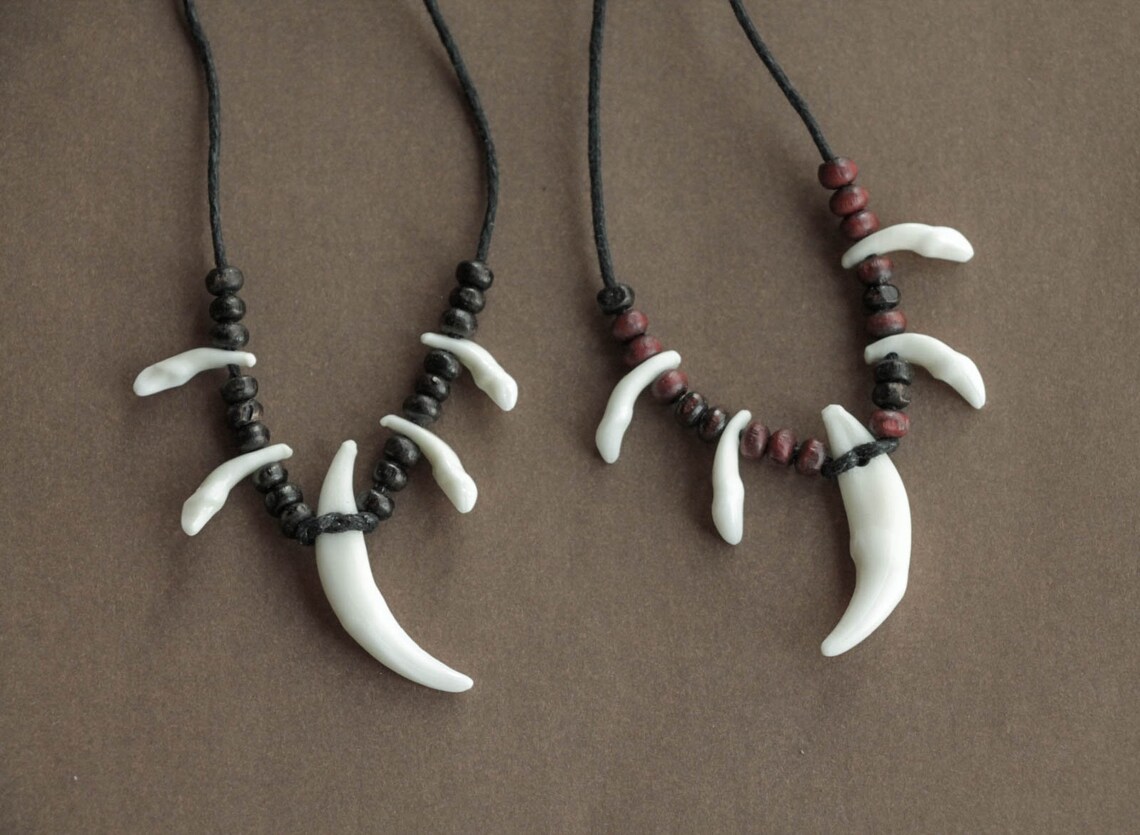 Fox tooth necklace. Bijouterie. Handmade. Amulet. Etsy