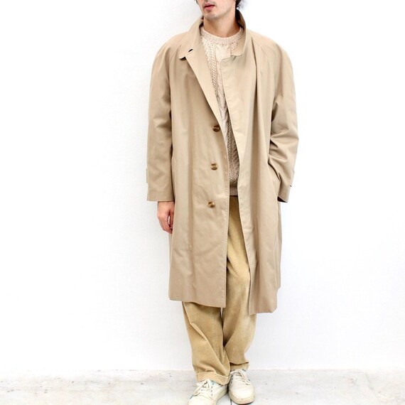 trench coat with checked lining