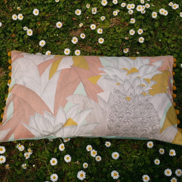 Rectangular cushion cover, wallet opening