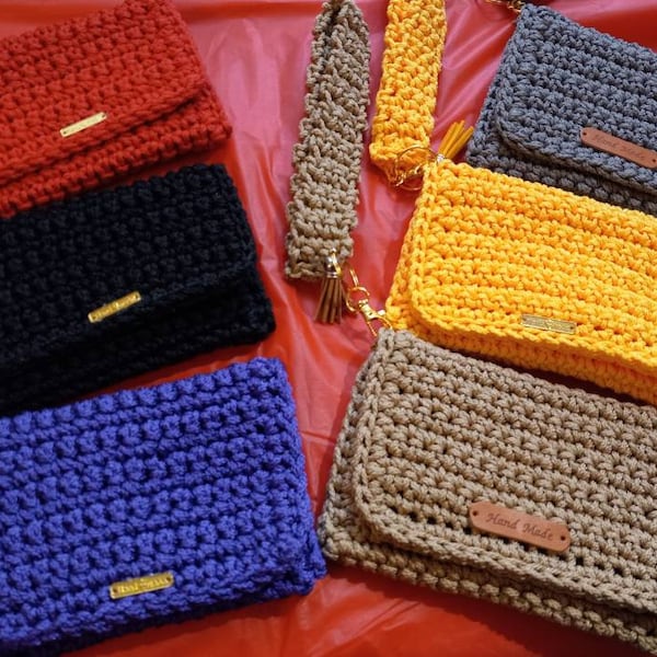 Crochet Wallets w matching wristlets