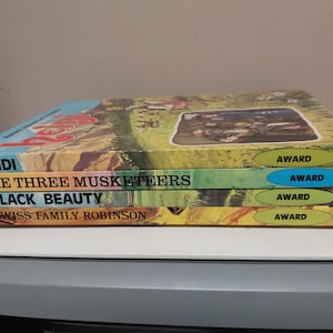 Award Adventure Classics The Three Musketeers Black Beauty Heidi Swiss Family Robinson 1982 Victoria House Publishing  4 books
