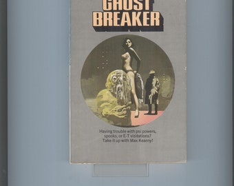 Ghost Breaker/Clockwork's Pirates   Ron Goulart   1971  AceDouble