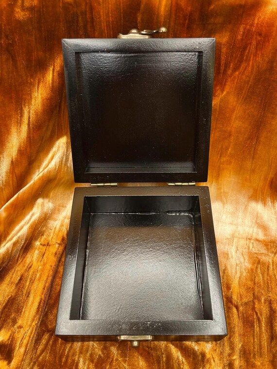 Middle Eastern Styled Embroidered Designed Black … - image 3