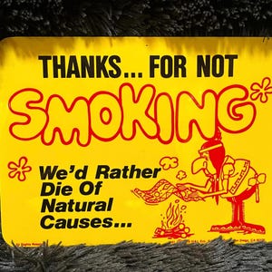 Letrero de pared amarillo "Gracias por no fumar", vintage, divertido y novedoso, de plástico - H&L Ent, 1976, 26,7 x 19,5 cm