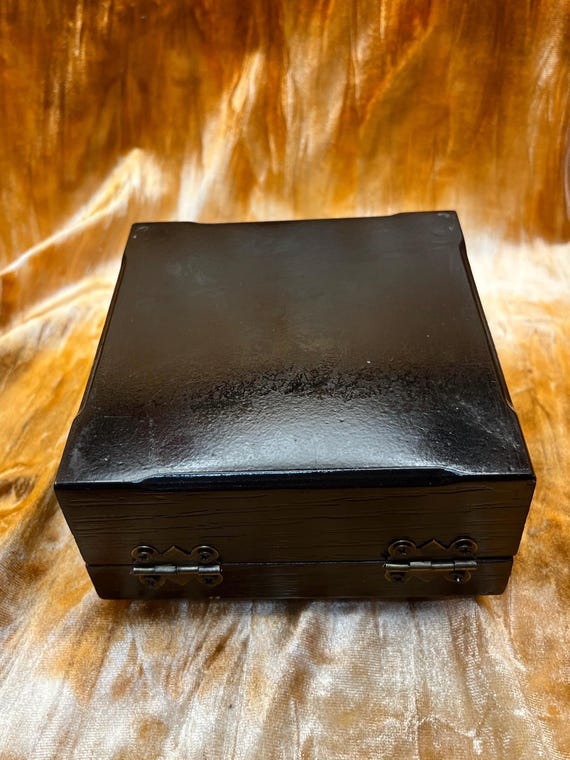 Middle Eastern Styled Embroidered Designed Black … - image 6