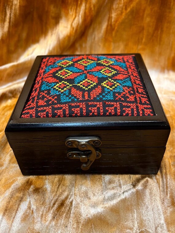 Middle Eastern Styled Embroidered Designed Black … - image 1