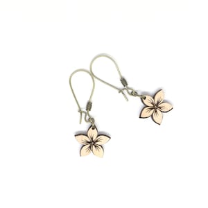 Dangling earrings Small frangipani flower in wood on small sleeper