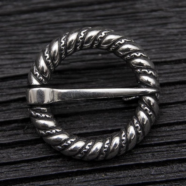 Sakta Pin Handmade Twisted Sakta Brooch, Latvian Folk Costume Pin - Etsy