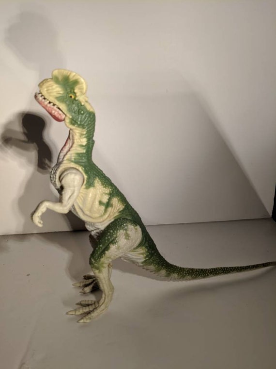dinosaur that spits jurassic park