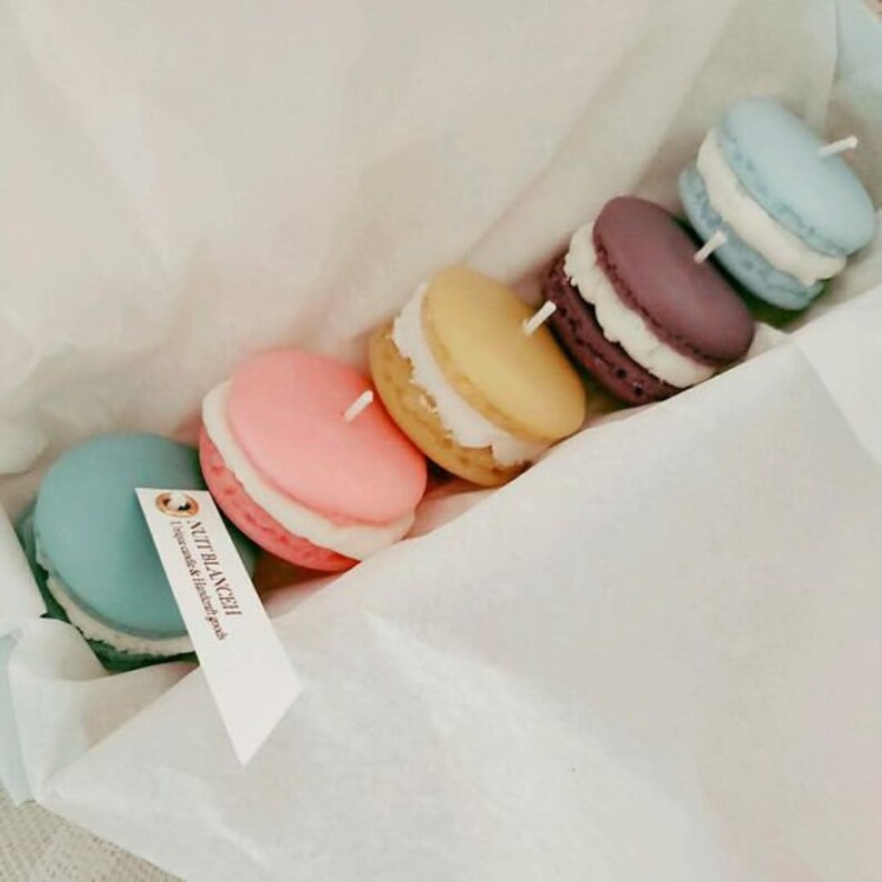 Macaron candles 