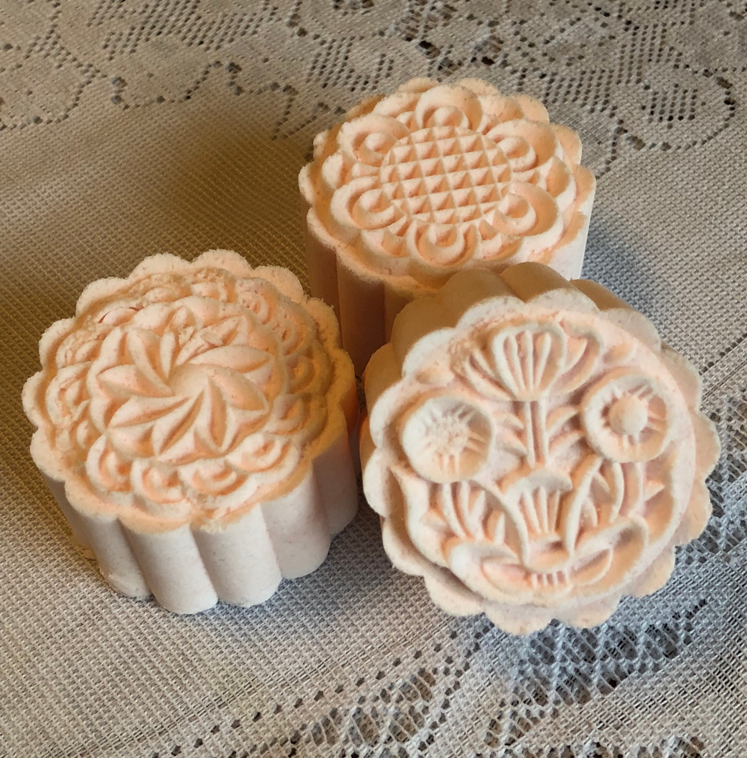 Bath Bombs/Spa Gifts/Gifts for Mom/Mother's Day/Gifts for Teens/Gifts for Women/Relaxing Gifts/Self Care Gifts/Stocking Stuffers/Teachers Gi