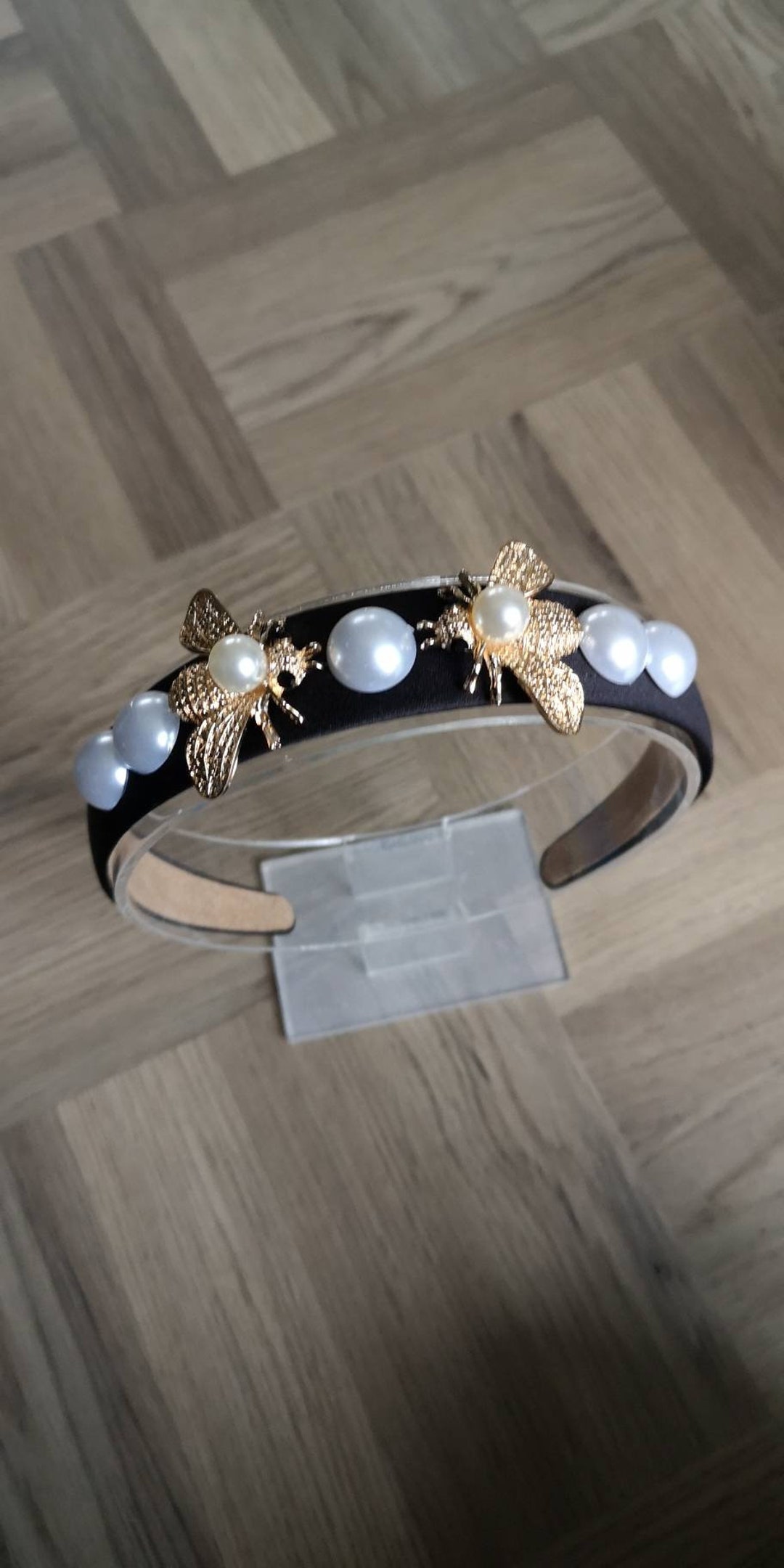 Stunning bee pearl headband!!! A Million dollar look! Accessories | Stunning Bee Pearl Headband A Million Dollar  main image 2