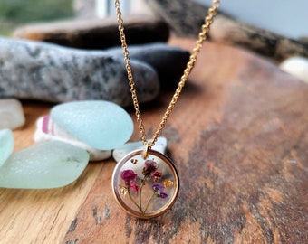 Alyssum, Heather and gold leaf flower minimalist circle 16mm gold plated pendant necklace on 14k gold fill chain, handmade