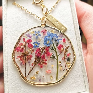 Yorkshire Heather flower botanical terrarium pendant necklace on a 20in gold plated or 14k gold filled chain. Organic, large circle.
