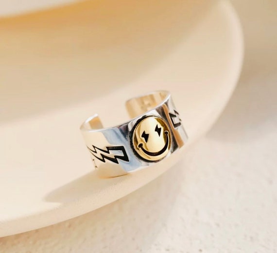 Thick smiley face ring online