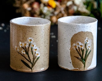 Daisy impression handmade ceramic tumbler/ Rustic farmhouse pottery mug