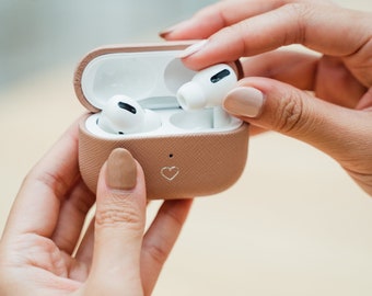 Personalized Leather Airpod Pro Case, Gen 1/2/3/4, Valentines Day Gift