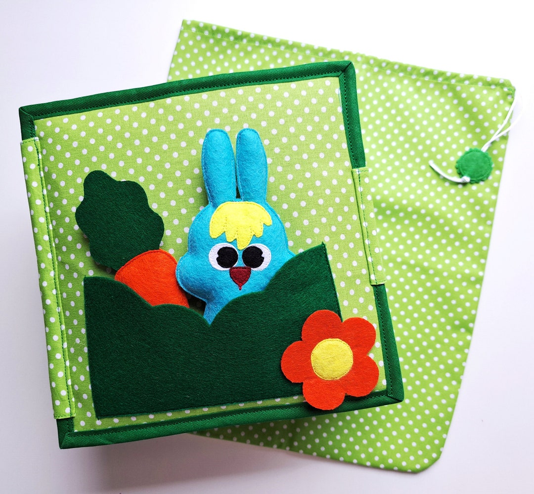 Develop Quiet Book for Fine Motor Skills Improvement. Smart Felt Book ...