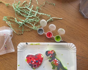 Dino DIY Kit