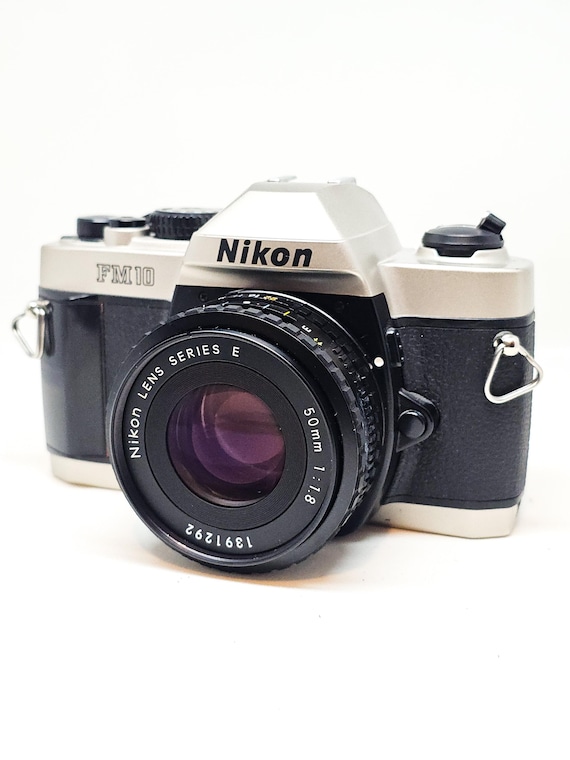Nikon FM10 Vintage 35mm Film Camera W/ 50mm F1.8 E 'pancake' Lens