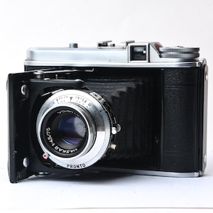Voigtlander Perkeo I Cámara de película vintage de formato medio con lente Vaskar 75 mm f:4.5