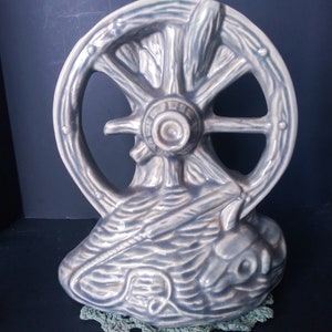 Vintage McCoy Pottery Ceramic Old Spoke Wagon Wheel Animal Skull Prairie Desert Western Decor Planter Excellent Free Shipping Cache Pot Vase