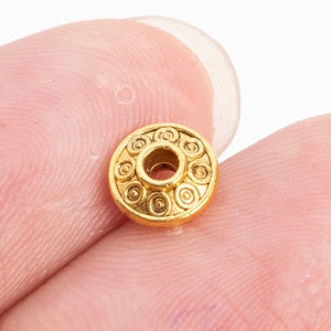 60 Spacer Beads 6mm Saucer Brass Beads Antique Copper Tone  (64317-2484)
