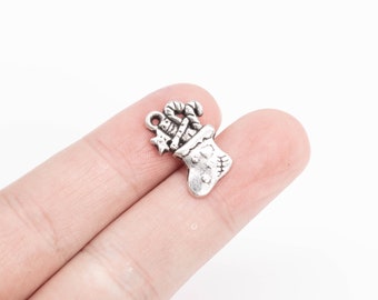 10 Christmas Socks Charm Antique Silver Tone  (66519-3367)