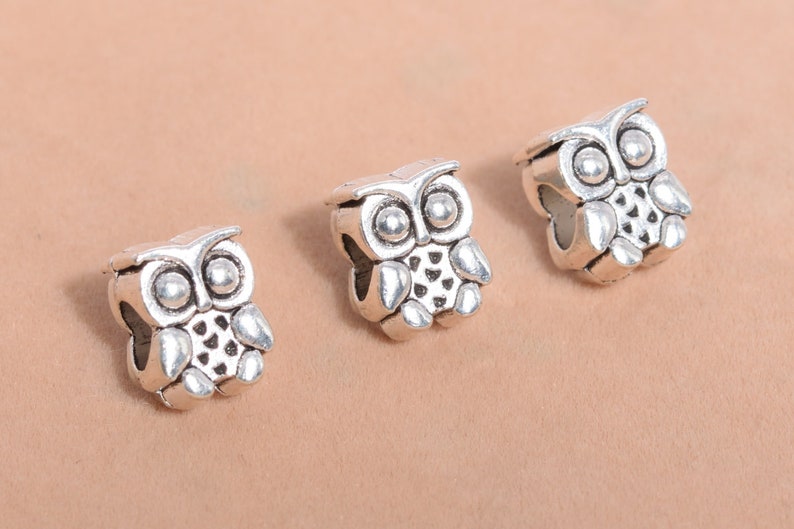 10 pcs 11x9mm Owl Spacer Beads Antique Silver Tone 64541-2539 image 2