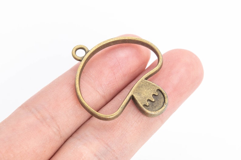 110259-3135 10 Mushroom Charm Antique Bronze Tone