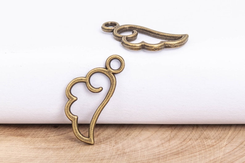 110277-3136 10 Cloud Charm Antique Bronze Tone