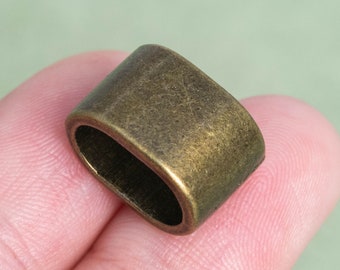 20 Rounded Rectangle Spacer Beads 13x8mm Antique Bronze Tone (110112-1582)