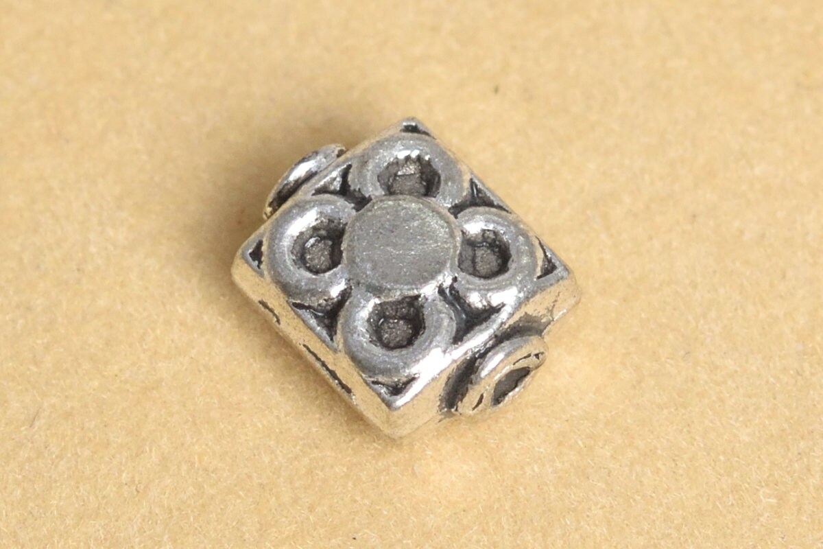 10 Pcs 8x6mm Floral Square Spacer Beads Antique Silver Tone