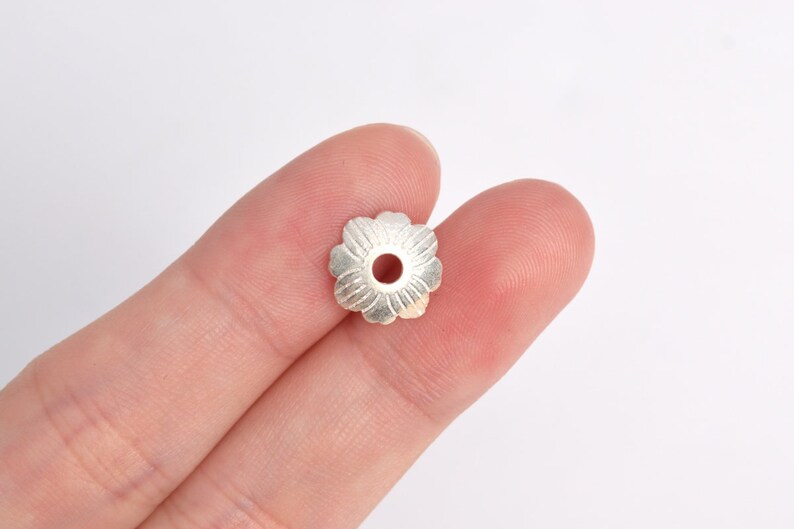 64405-2137 4 Solid Silver Flower Bead Cap 925 Sterling Silver 9mm