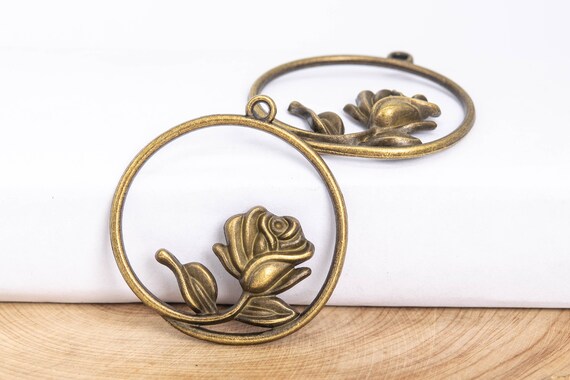 20 Rose Round Charm Antique Bronze Tone (110361-1794) - Etsy Canada
