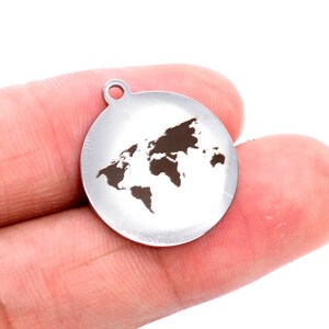 1 pc's Stainless Steel World Map Coin Charm (40344-2128)