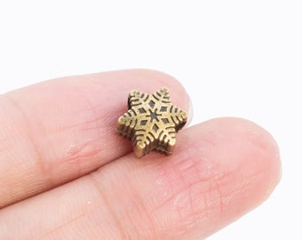 20 Snowflake Spacer Beads 9x9mm Antique Bronze Tone (65095-1583)