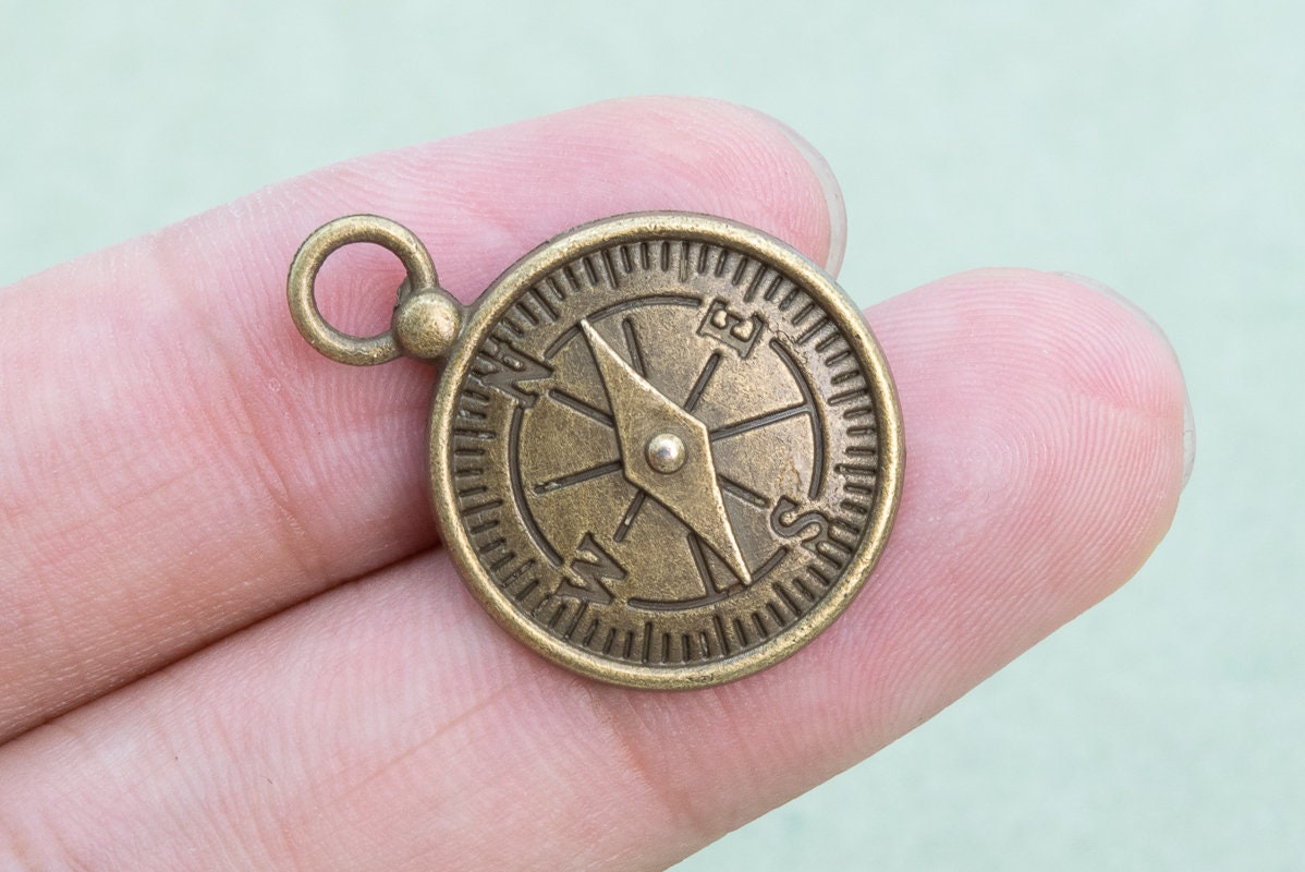 20 Compass Charm Antique Bronze Tone (110455-3145) - Etsy