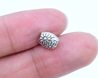 30 pcs 8x6mm Foral Tube Spacer Beads Antique Silver Tone (62435-2287)
