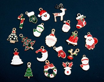 Collection 20 Enamel Charms Christmas Theme Gold Tone  (65454-3286)