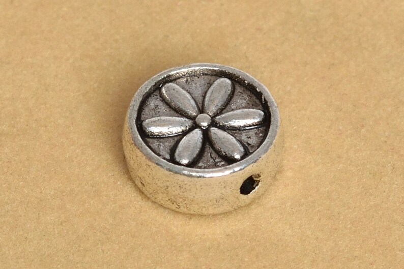 10 pcs 9mm Floral Round Spacer Beads Antique Silver Tone 63416-2398