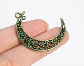 Charm de 4 medias lunas en tono pátina verde (66613-3384)