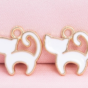 12 Enamel Cat Charm Gold Tone With White Enamel  (65433-3285)