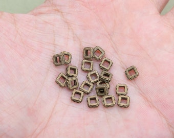 10 Square Spacer Beads 5x5mm Antique Bronze Tone (65301-3173)
