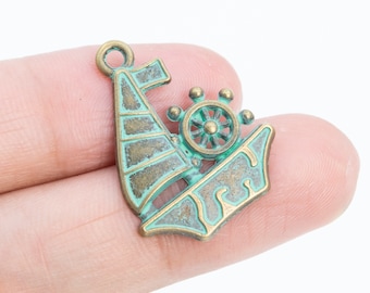 10 Ferry Charm Green Patina Tone (66610-3378)