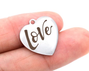 1 pcs Stainless Steel Love Heart Charm  (40105-2120)